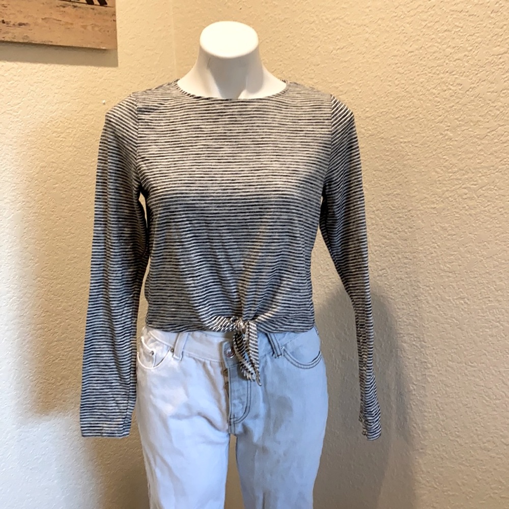 American Eagle soft and sexy top!